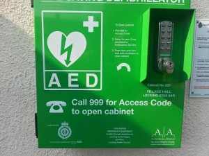Defibrillator